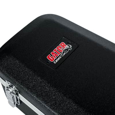 Gator - GC-DREAD-12 - Deluxe Molded Case for 12-String Dreadnought Guitars - Black (GC-DREAD-12) image 5