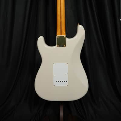 Fender Limited Edition Vintera III Late '50s Stratocaster White Blonde image 7