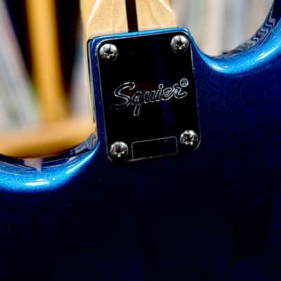 Immagine Squier Stratocaster 2024 - Rare Lake Placid Blue - W/G/B - 17