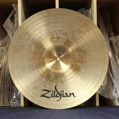 1980s Zildjian 15" A Thin Crash 836g image 2