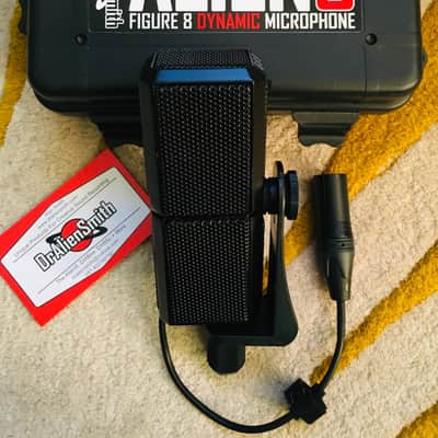 DrAlienSmith The Alien8 Figure 8 Dynamic Microphone - Black image 3