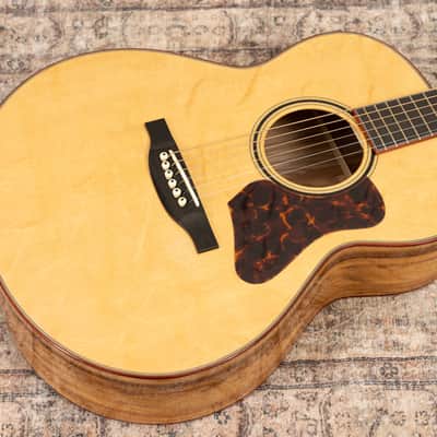 Bourgeois 2013 Luthier's Choice Small Jumbo "Face" Guitar - Bear Claw Spruce Top / Red Gum Eucalyptus Back and Sides image 20