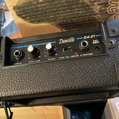 Danville DA-1 1x4" Guitar Practice Amp portable amplifier LOCAL p/u available image 2