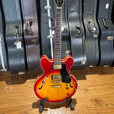 Hondo 935 Revival 1980’s - Cherry Sunburst image 1