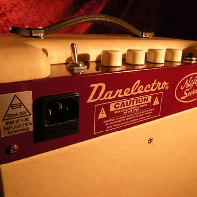 Danelectro Nifty Seventy N70 Bass Guitar Amp - Rare! image 10