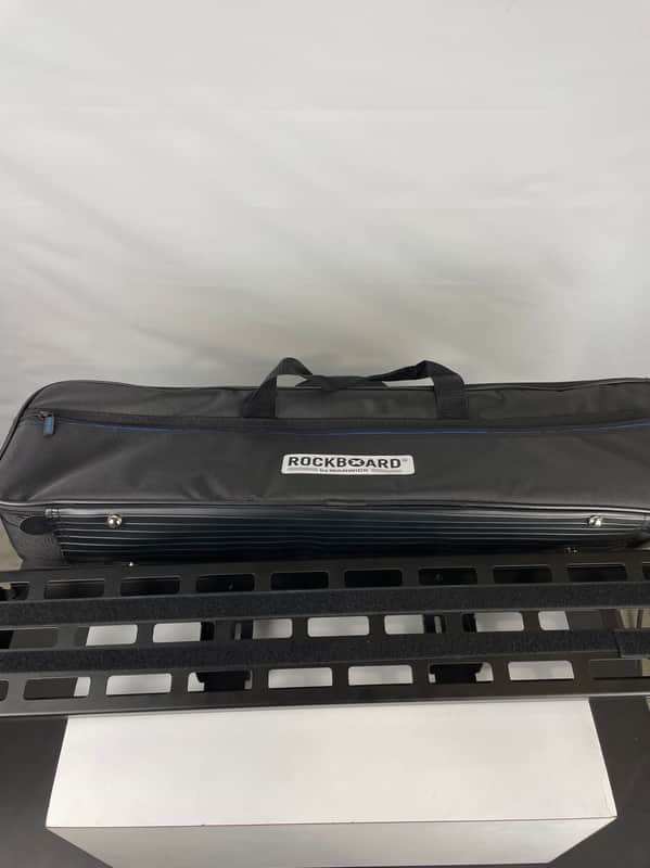 RockBoard DUO 2.3 Pedalboard, 28.4" x 5.6" w/ Softcase image 1