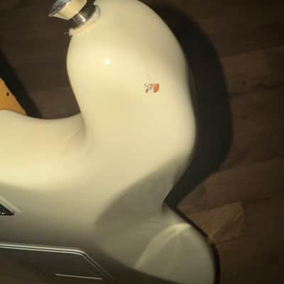 Fender American Pro Stratocaster Olympics White - Maple Neck image 4