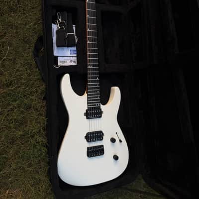 Jackson American Series Virtuoso HT with Streaked Ebony Fretboard 2024 - Present - Snow White image 1