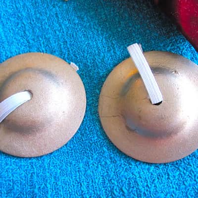 Zildjian Finger Cymbals Pair, Thin, with Pouch - NOS image 2