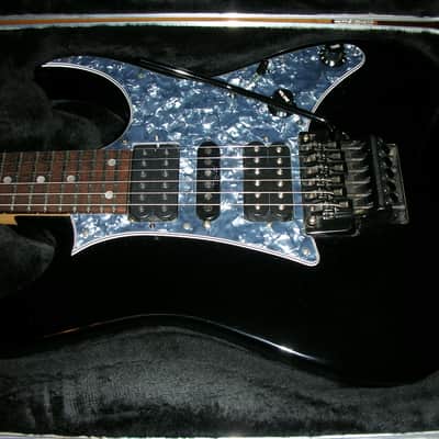 Vintage 1991 Ibanez RG550 w upgrades image 2