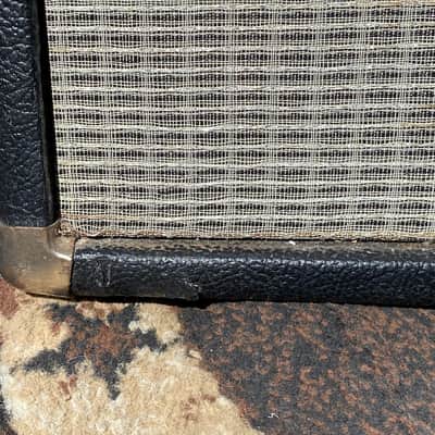 Fender "Custom" Vibrolux Reverb 40-Watt 2x10" Guitar Combo 1996 - 2013 - Black image 12