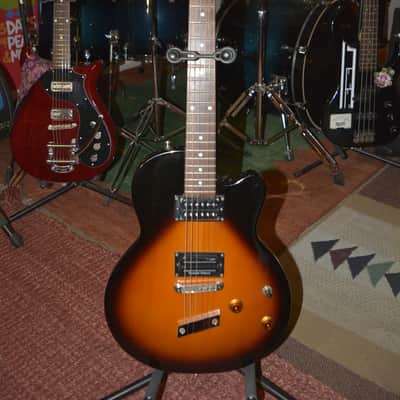 DeArmond M-65 in Brown Burst w/Seymour Duncan Bridge PU, Black Dunlop Straploks & nice Chromecast HSC image 2