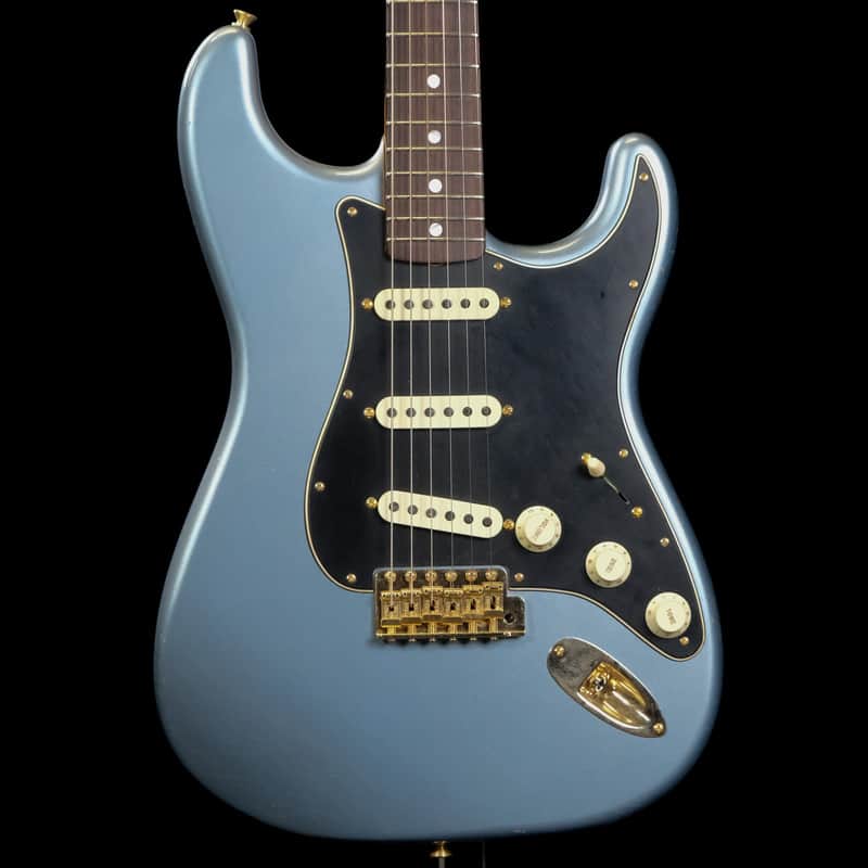 2024 Fender Limited Edition 1965 Dual-Mag Stratocaster Journeyman Relic with Closet Classic Hardware - Blue Ice Metallic image 1