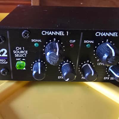 ART MX822 8-Channel Line Mixer with Effects Loop 2013 - Present - Black image 1