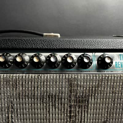 Fender Twin Reverb 2-Channel 100-Watt 2x12" Guitar Combo 1972 - 1976 - Silverface image 4