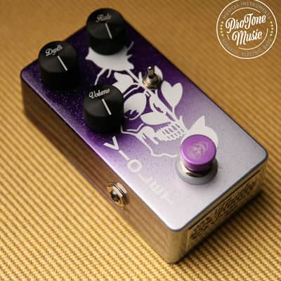Flattley Guitar Pedals Violet Tremolo image 2