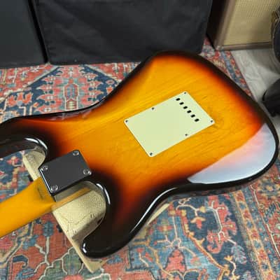 *Video* 1962 Fender Stratocaster Reissue Model ST62-70 USA Vintage Pickups - 1999-2002 image 16