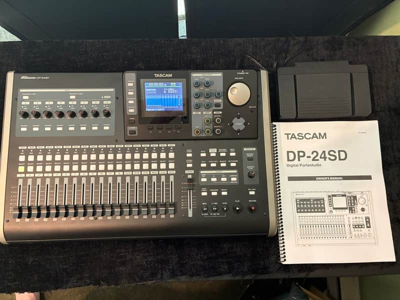TASCAM DP-24SD 24-track Digital Portastudio 2015 - Present - Black image 1