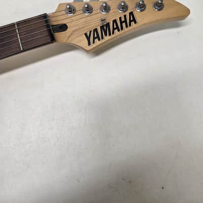 Yamaha 121D Electric Guitar image 9