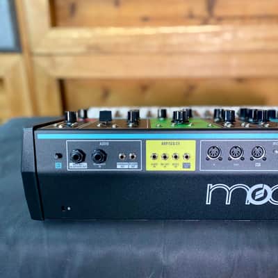 Moog Grandmother 32-Key Semi-Modular Analog Synthesizer (USA) - Black / Multi-Colored Panel image 11
