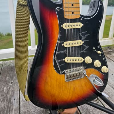 Fender 70s Stratocaster 1999 - 3TSB with Upgraded Pickups image 9