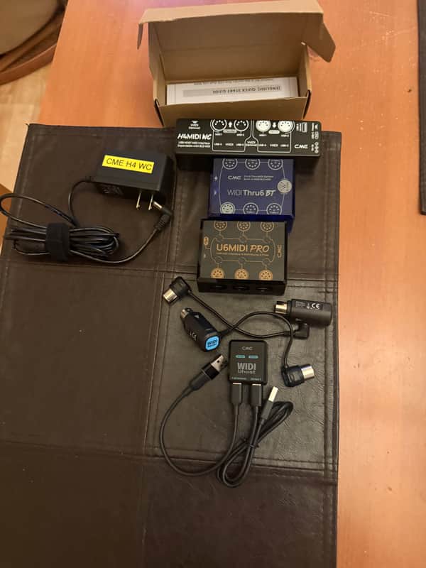 CME CME H4 WC with BLE,widi/midi, thru6 BT,u6 midi pro,widi master,widi ghost 2024 - Black/Blue image 1