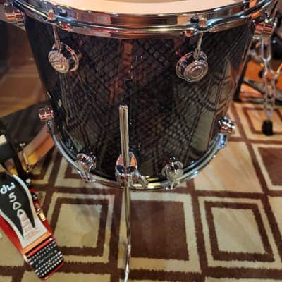 DW Collector's Series 4-PC Shell Pack - Grey Crystal w/ Chrome Hardware image 8