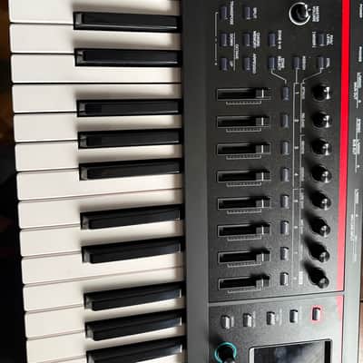 Roland FANTOM-06 61-Key Workstation Keyboard 2022 - Present - Black