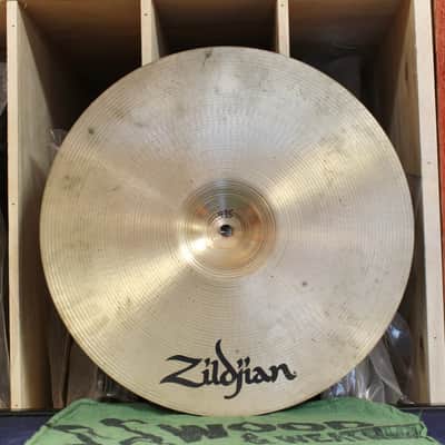 1980s Zildjian 15" A Thin Crash 935g image 2