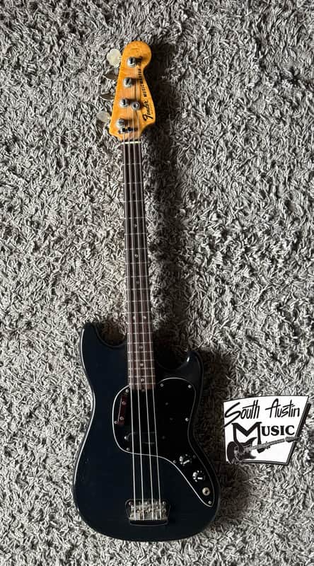 Fender Musicmaster Bass 1975 - 1981 - Black image 1