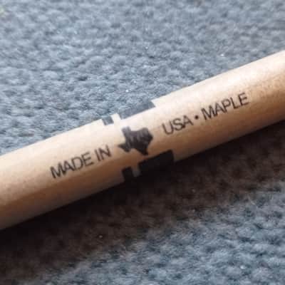 Pro-Mark  RARE Bill Bruford Millennium II (SD-4) signature model drum stick 1996-2011 - American Rock Maple 🍁 image 5