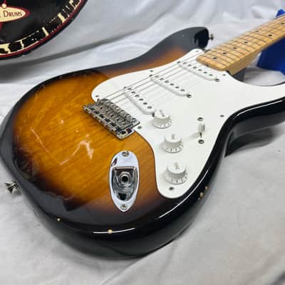 Fender 60th Anniversary American Vintage 1954 Stratocaster Strat Electric Guitar 2014 with Hard Case - 2-Color Sunburst image 17