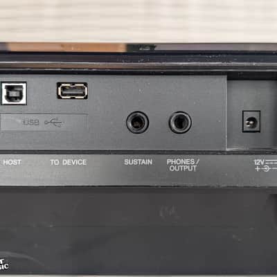 Yamaha PSR-E433 Keyboard w/PSU - Used image 8