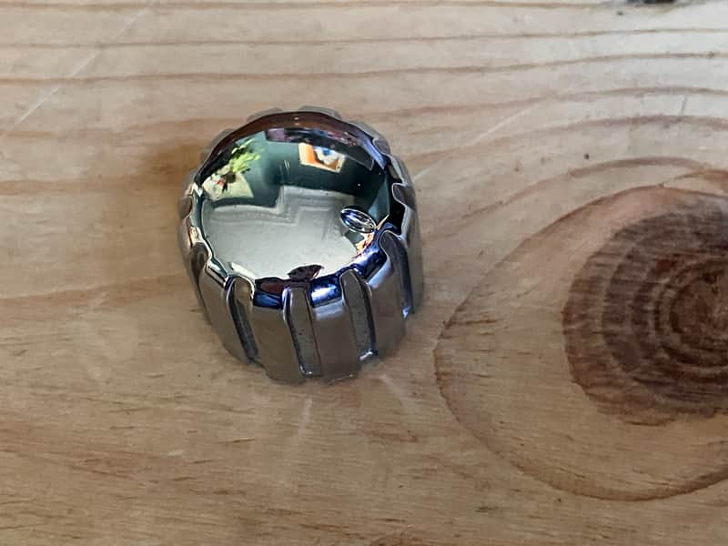 Ibanez Soundgear Gio GSR180 Bass Guitar Silver Plastic Knob 2015 image 1