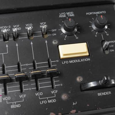 Roland Jupiter-8 Polyphonic Analog Synthesizer in Good condition image 15