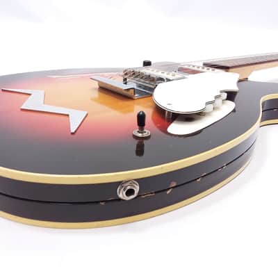 Vintage MICRO FRETS WANDERER ELECTRIC GUITAR Sunburst image 9