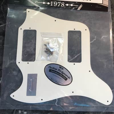 Gibson Melody Maker SG 1965 1966 1967 No Bevel Thin Parchment Pickguard Mini Humbuckers image 3