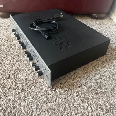 Universal Audio 4-710d Four-Channel Mic Preamp image 3