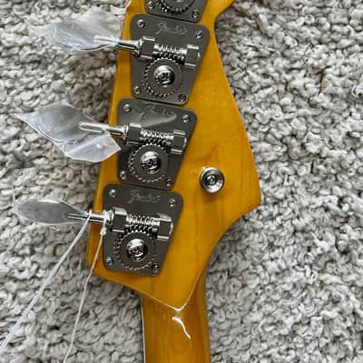 Fender American Vintage II 1966 Jazz Bass Left-Hand, 3-Color Sunburst + Case image 7