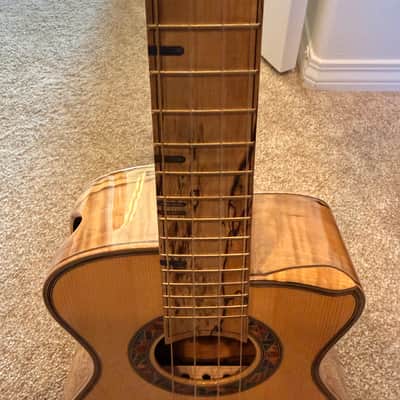 Hozen Green Label German Spruce/Spalted Maple Tenor Ukulele 2026 image 4