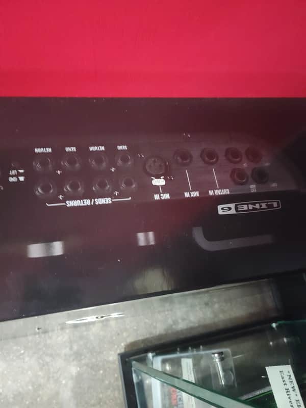 Line 6 Helix Guitar Multi-effects Floor Processor with Carrying Bag - Black image 1
