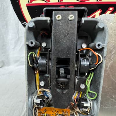 Thomas Organ 9-3701 Cry Baby crybaby Stereo Fuzz Wah Pedal image 13