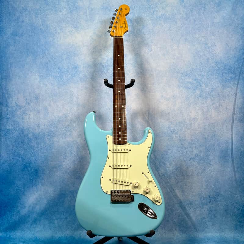 Fender MIJ Traditional 60s Stratocaster | Reverb Portugal