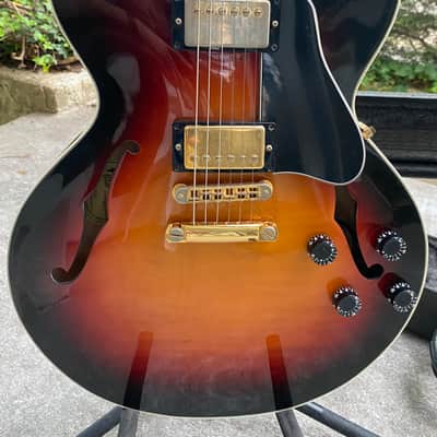 Gibson ES-137 Classic 2003- Tri-Burst image 1