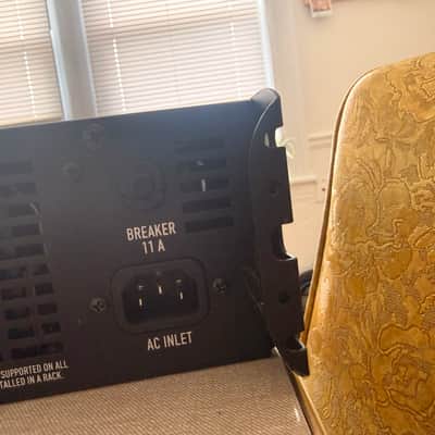 QSC GXD4 GXD Series 400/600w 8/4 Ohm Power Amp 2010s - Silver image 2