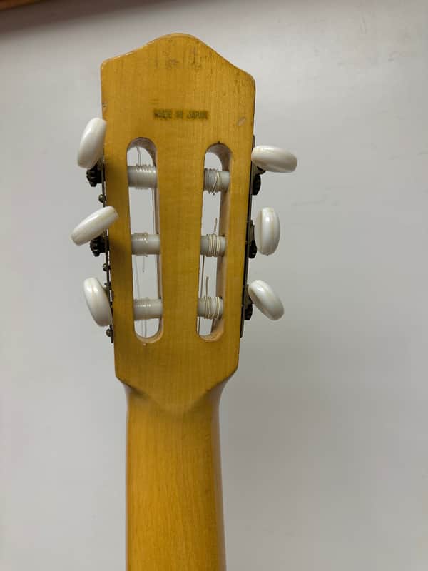 Rare 1961 Yamaha Model No. #45 Classical Concert Guitar Nippon