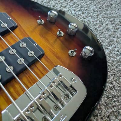 G&L Tribute Series L-2000 2020s - 3-Tone Sunburst image 3