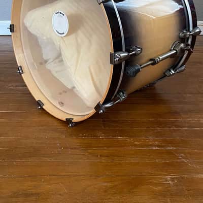 Ludwig Epic Funk Acoustic Drum 22" Natural Black Burst image 6