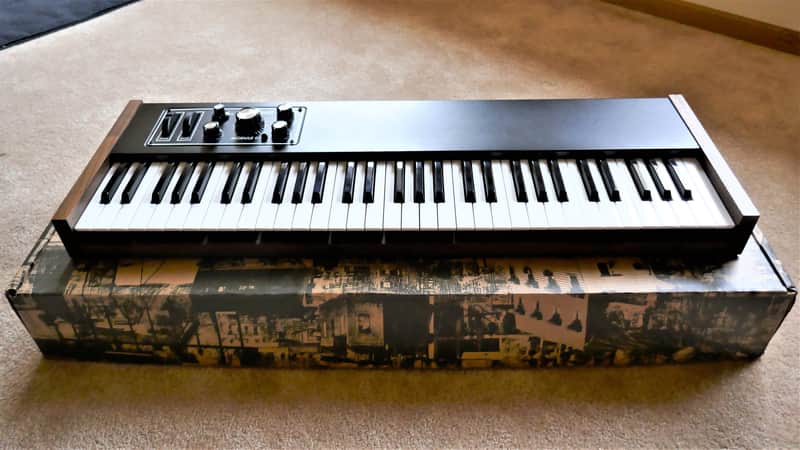 Extra Deluxe Mfg. The Sixty-One w/ MODULE 01 | Reverb