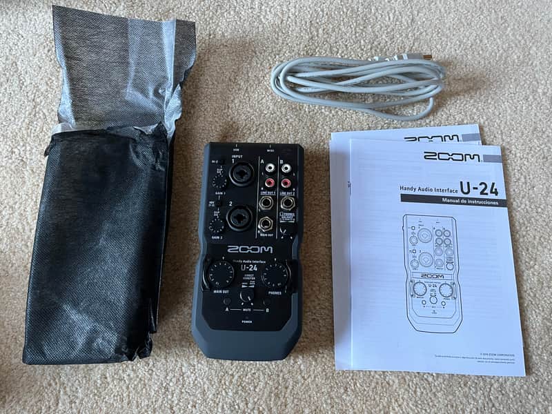 Zoom U-24 Handy USB Audio Interface 2010s - Black image 1